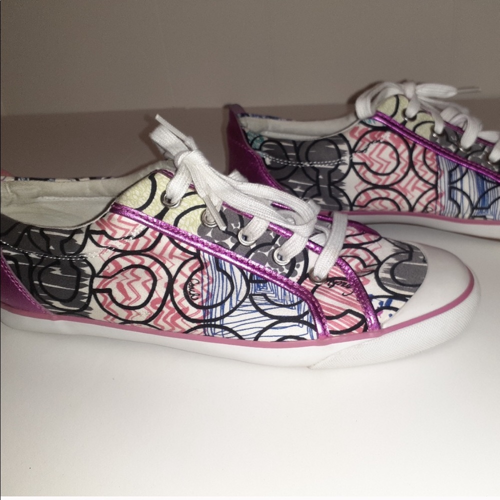 EUC COACH SZ 11 WOMENS SNEAKERS
